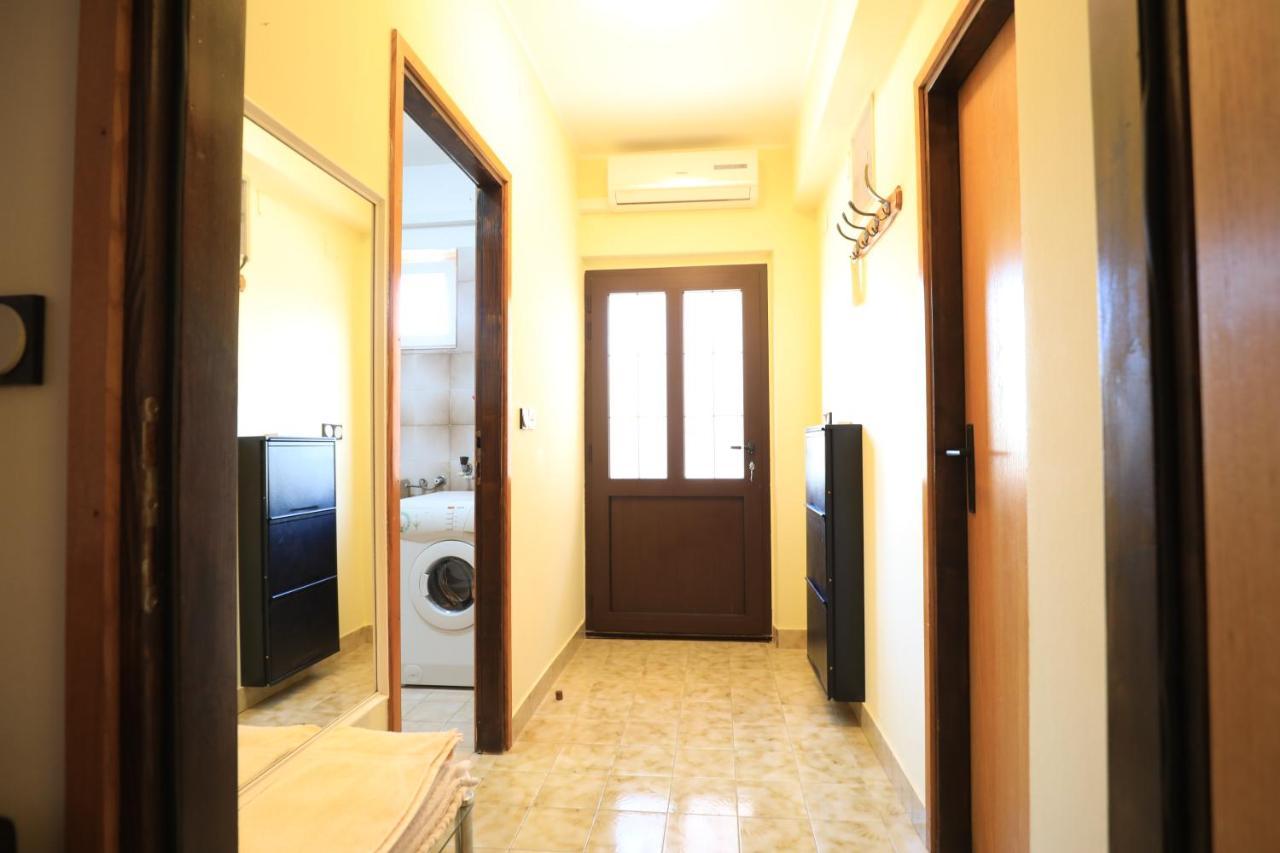 Apartmani Lovorka Punat Exterior foto