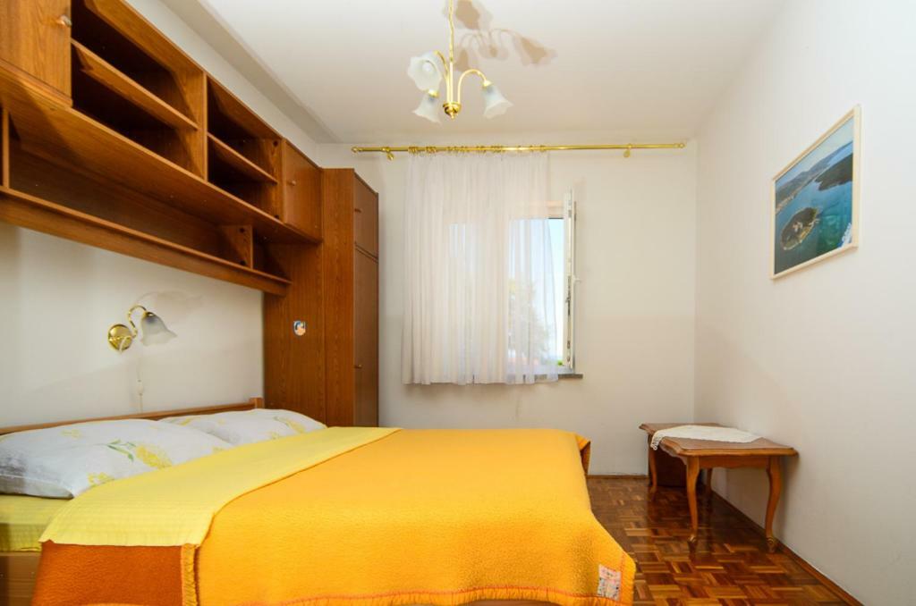 Apartmani Lovorka Punat Exterior foto